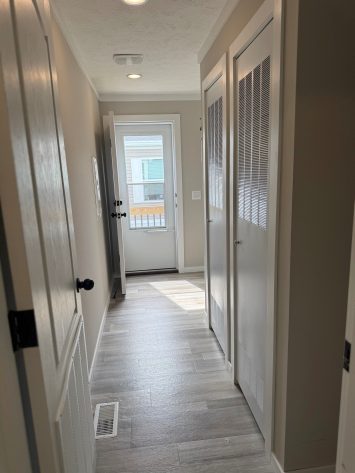 Laundry room 1