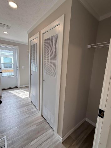 Laundry room 2