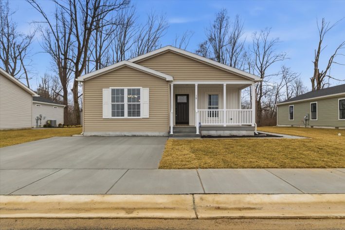 Cinnamon Woods - Image 34