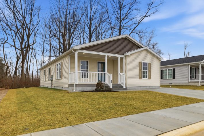 Cinnamon Woods - Image 1