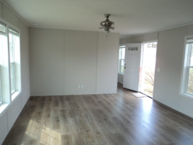 D & R Village - Image 8