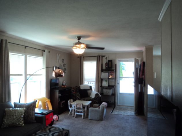 D & R Village - Image 13