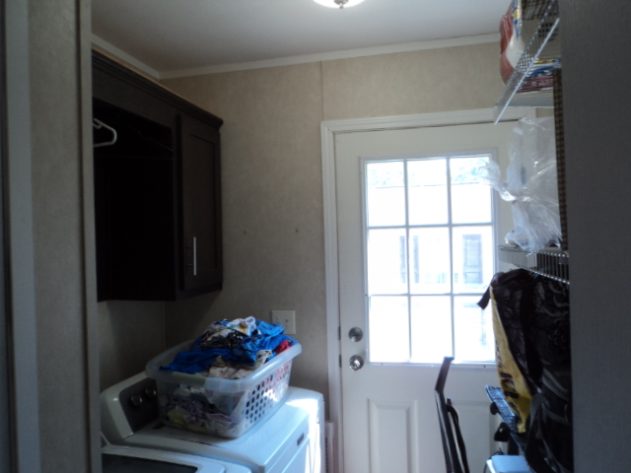 D & R Village - Image 15
