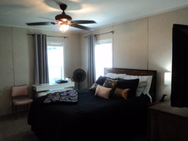 D & R Village - Image 19