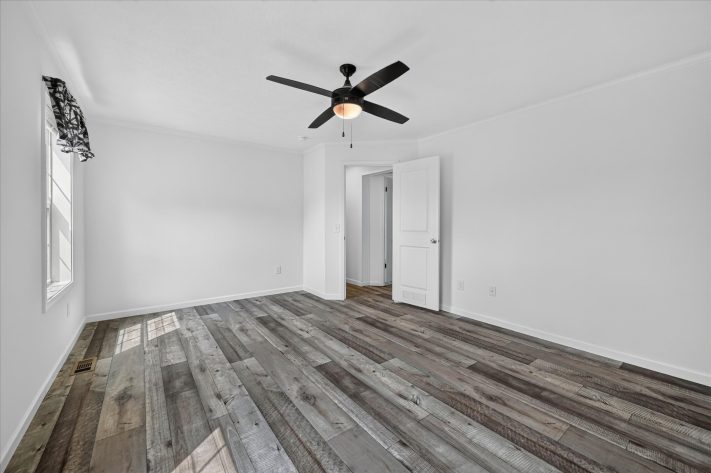 Hillside Estates - Image 32