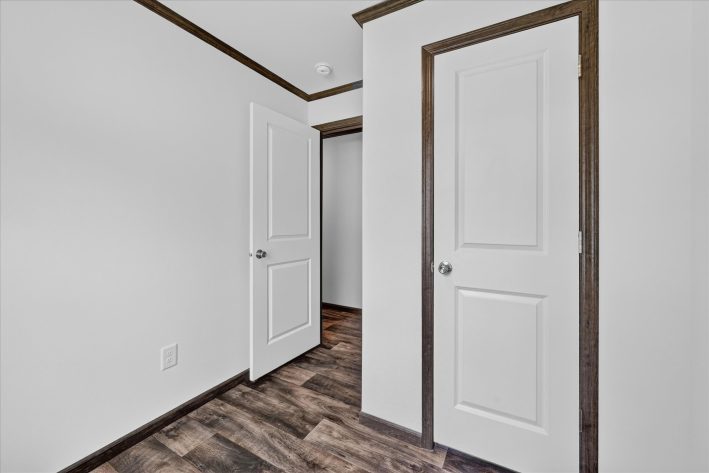 Laurel Woods - Image 18