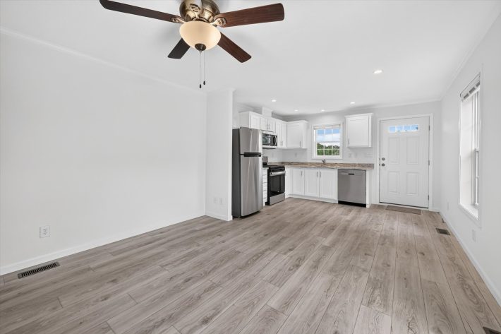 Laurel Woods - Image 17