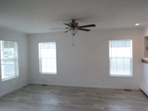 D & R Village - Image 17