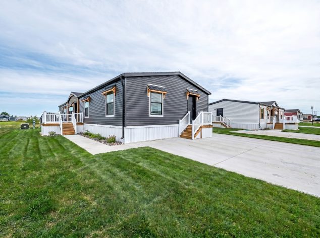 Meadows of Perrysburg - Image 1