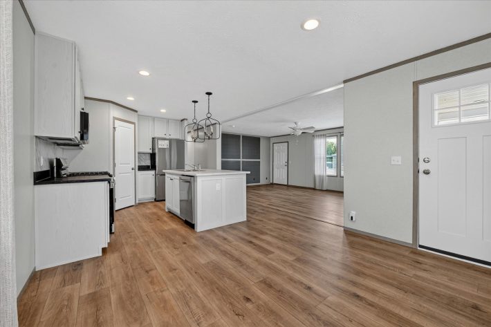Lakeview Meadows - Image 13