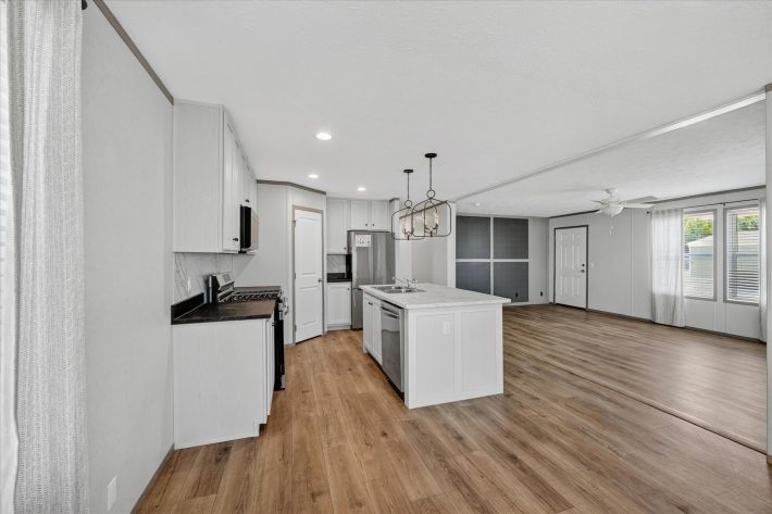 Lakeview Meadows - Image 14