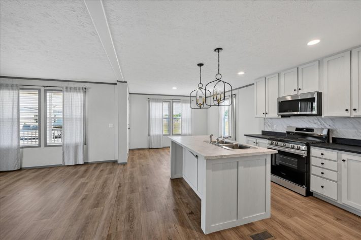 Lakeview Meadows - Image 17