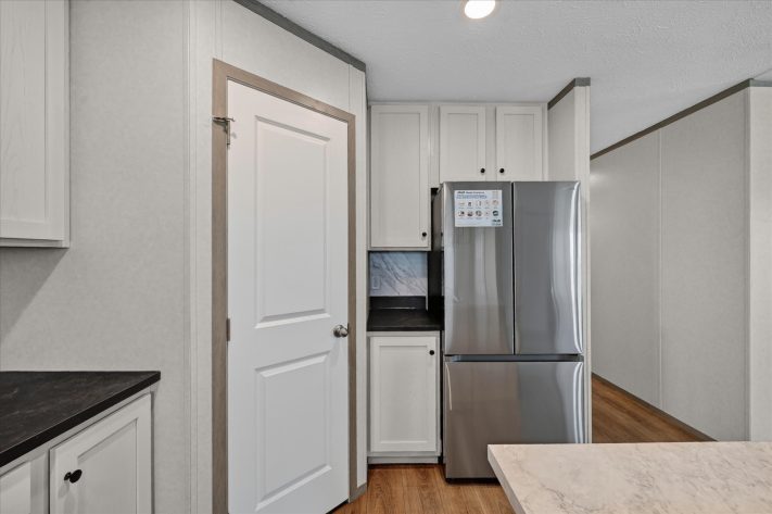 Lakeview Meadows - Image 18