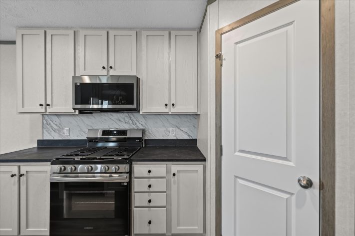 Lakeview Meadows - Image 20