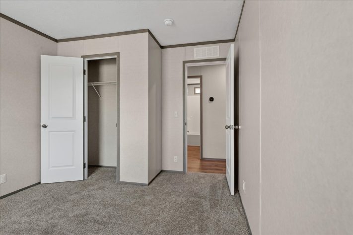 Lakeview Meadows - Image 39