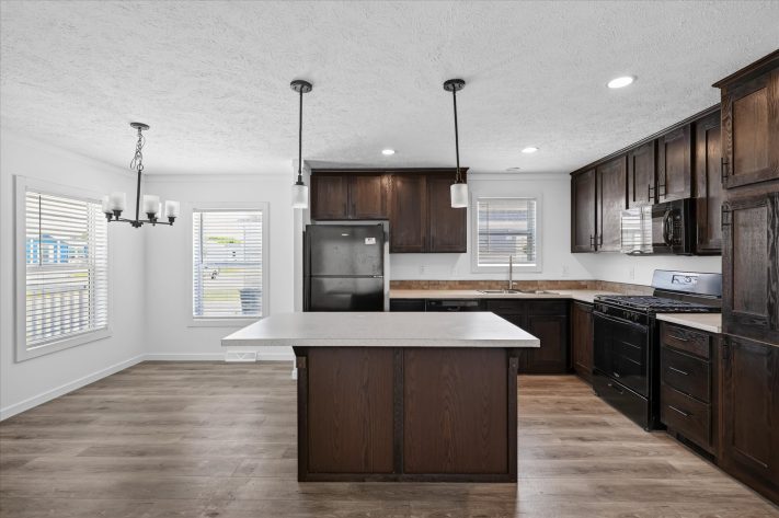 Lakeview Meadows - Image 15