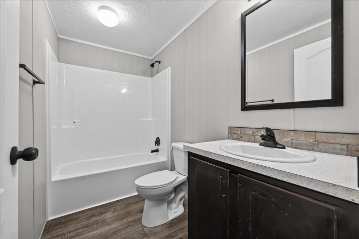 Lakeview Meadows - Image 20