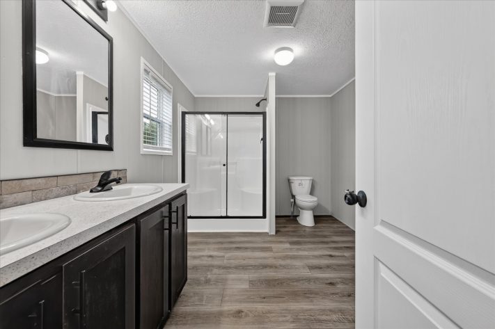 Lakeview Meadows - Image 25