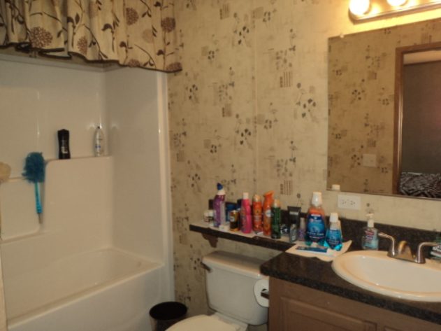 D & R Village - Image 12