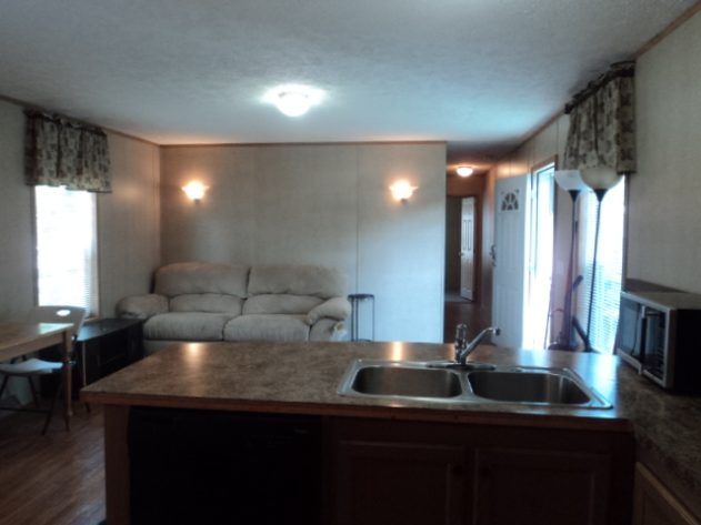 D & R Village - Image 7