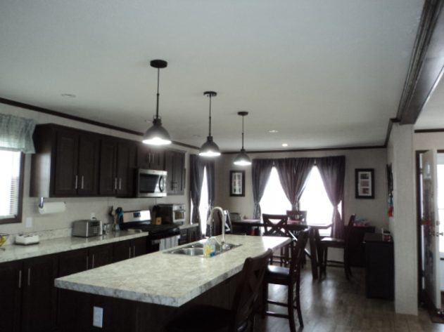 D & R Village - Image 7