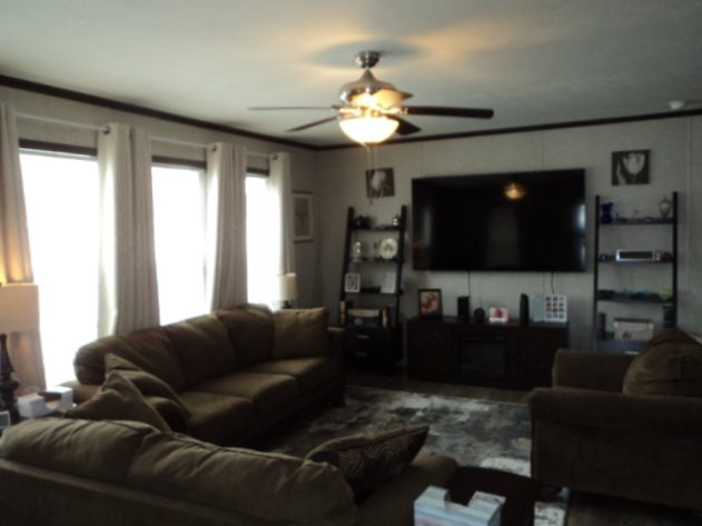 D & R Village - Image 10