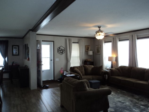 D & R Village - Image 12