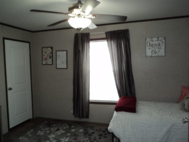 D & R Village - Image 19