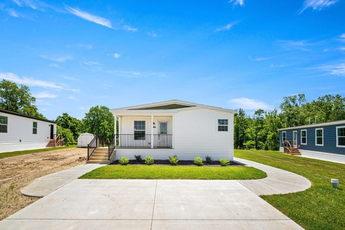 Honey Ridge - Image 1