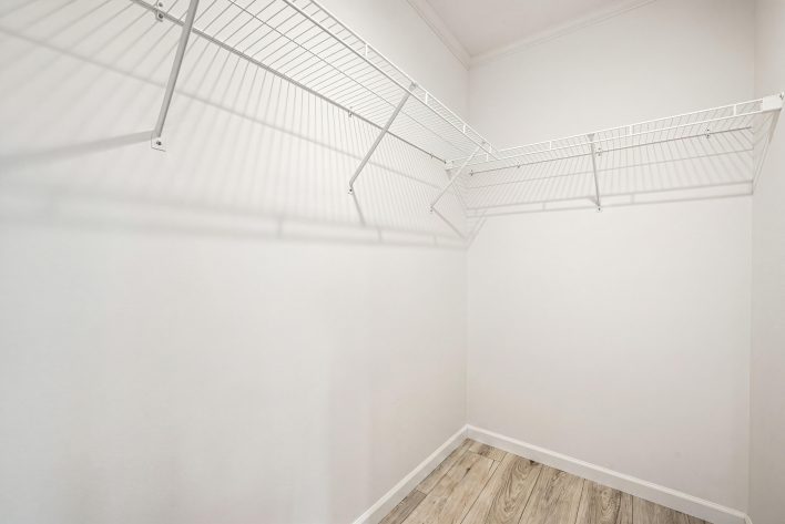 Honey Ridge - Image 23