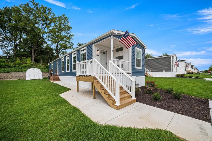 Honey Ridge - Image 1
