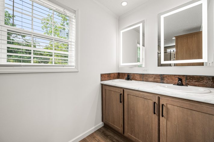 Honey Ridge - Image 10
