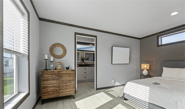 Holiday Village - Image 11