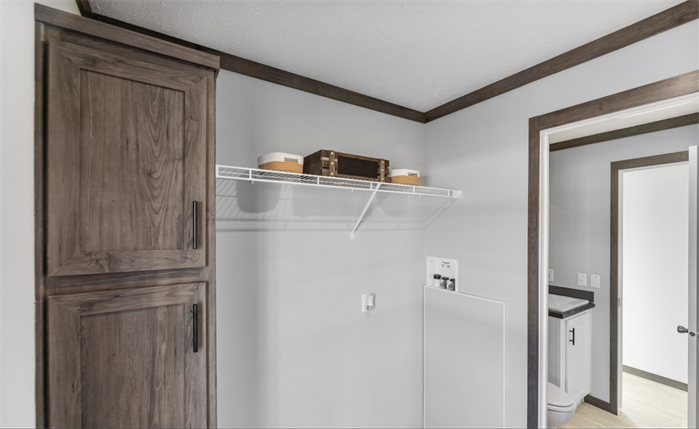 Holiday Village - Image 14