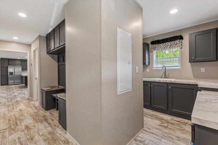 Allentown - Image 19