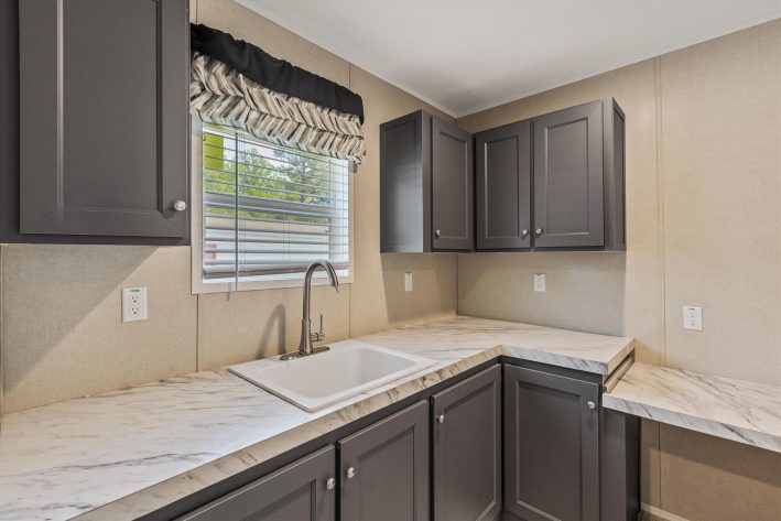 Allentown - Image 26