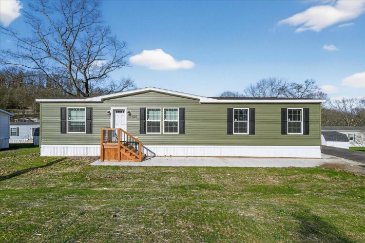 Forest Park Village - Image 1