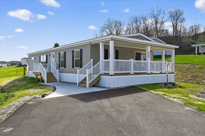 Forest Park Village - Image 4