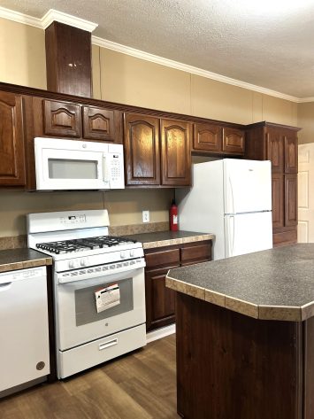 Fairview Manor - Image 4