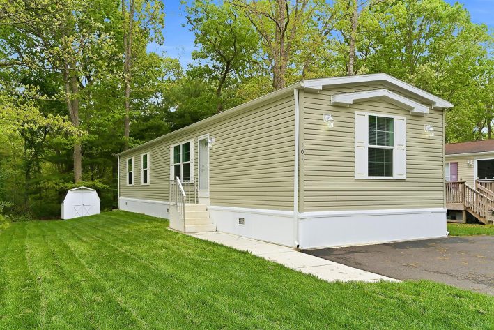 Fairview Manor - Image 1