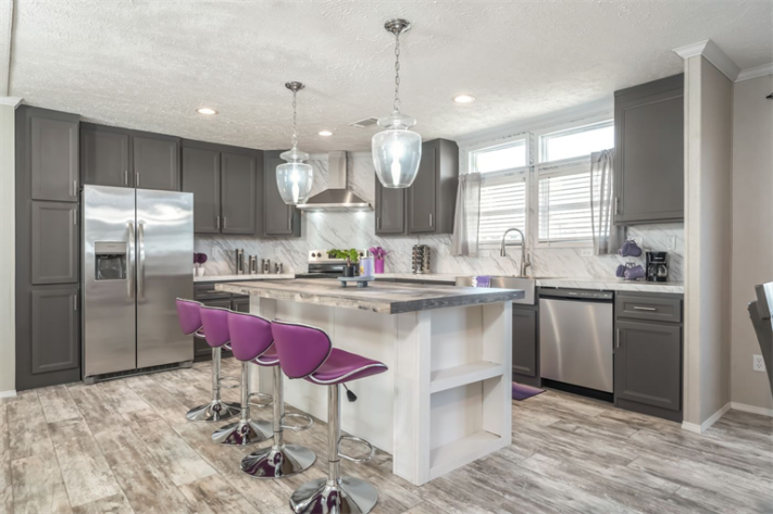 Holiday Village - Image 6