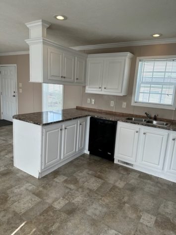 Laurel Woods - Image 5