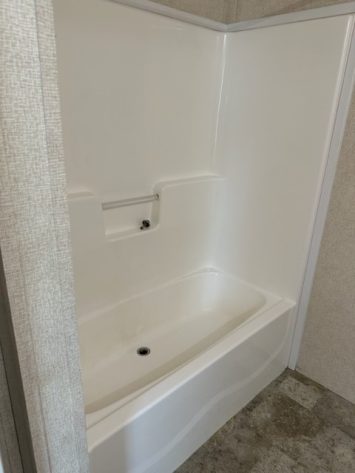 Laurel Woods - Image 10