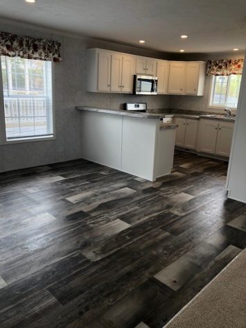 Laurel Woods - Image 5