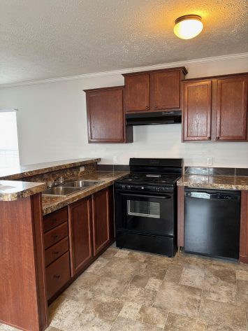 Lake Sherman Village - Image 3