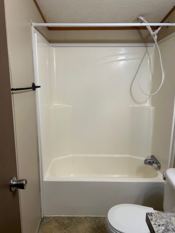 Lake Sherman Village - Image 6