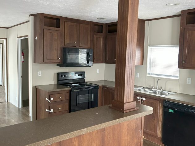 Lake Sherman Village - Image 2