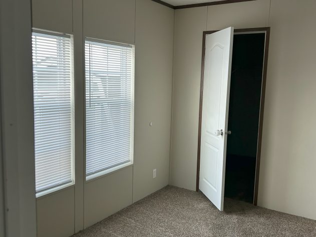 Lake Sherman Village - Image 4