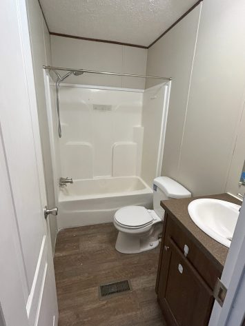 Lake Sherman Village - Image 9