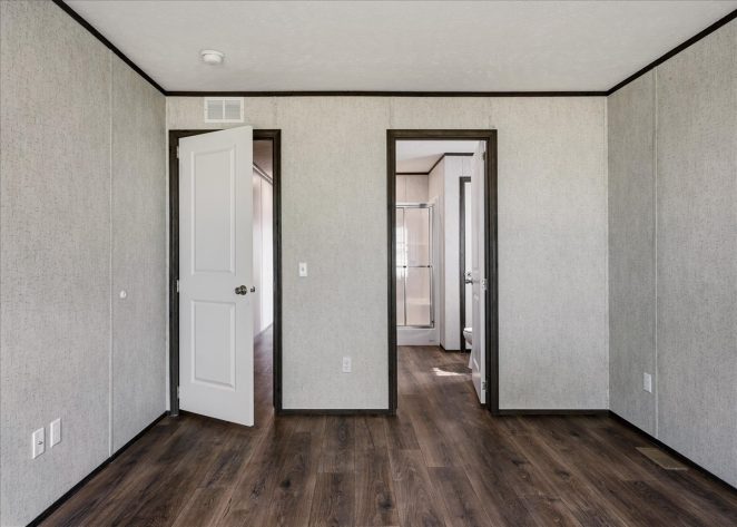 Maple Manor - Image 25